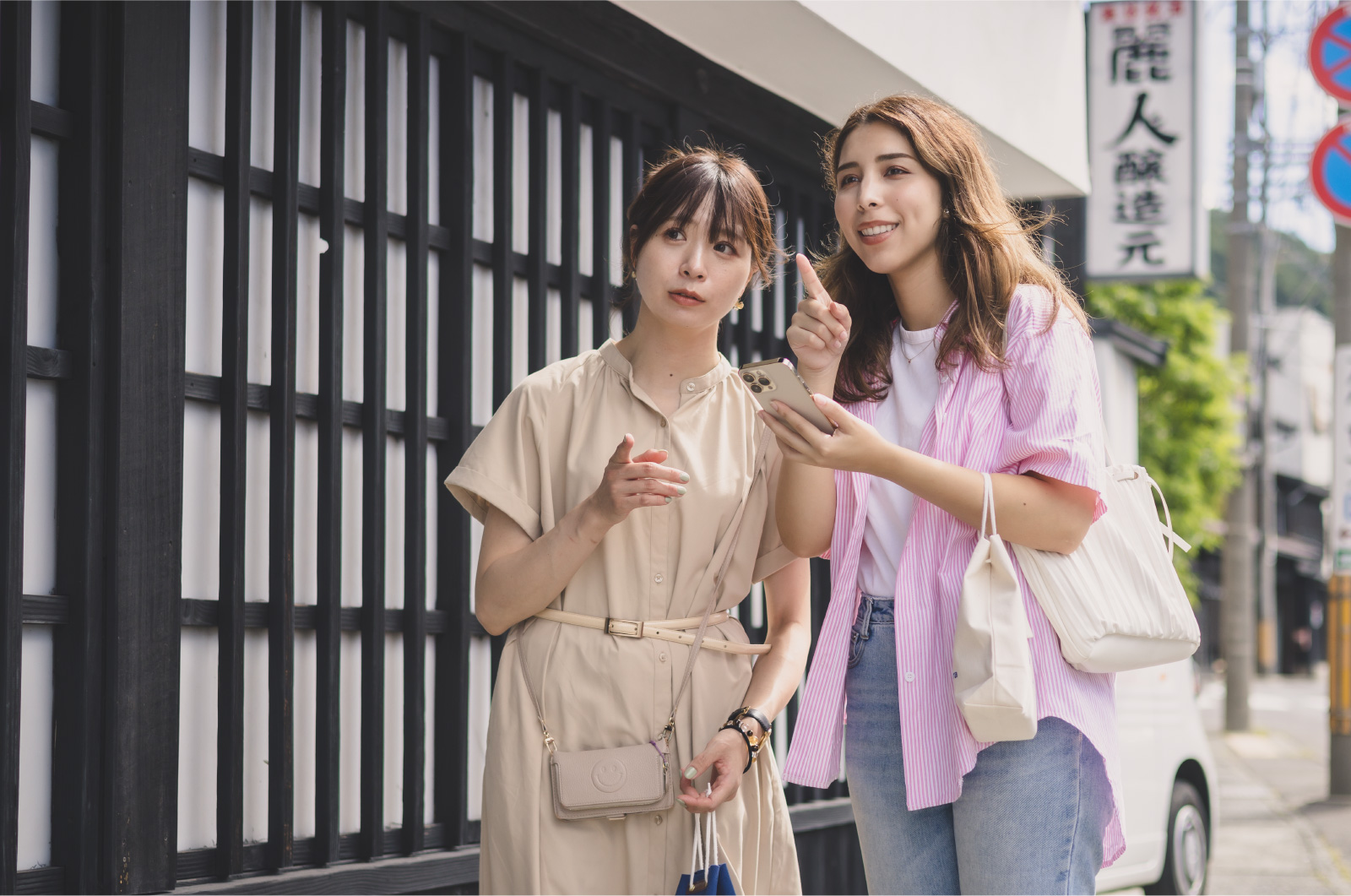 An original mat where you can put the stickers of each brewery’s brand label